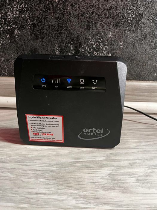 Герлянди та прикраси на ялинку ,техніка