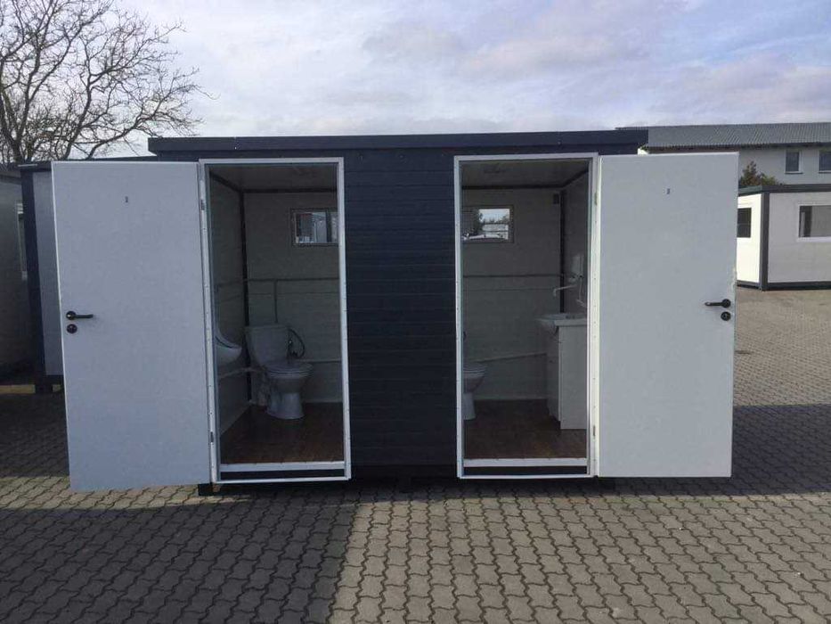 KONTENER SANITARNY 2×3 m damsko-męski – 2 wejścia, 2 WC, pisuar