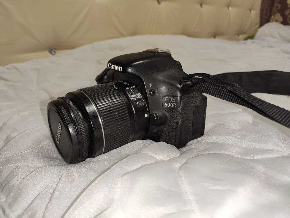 Фотоапарат Canon Eos Digital 600D: 4 000 грн. - Цифрові фотоапарати ...