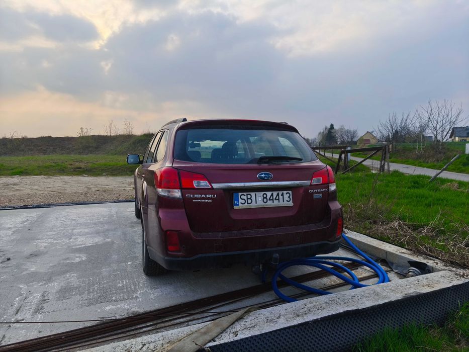 Subaru outback uszkodzone