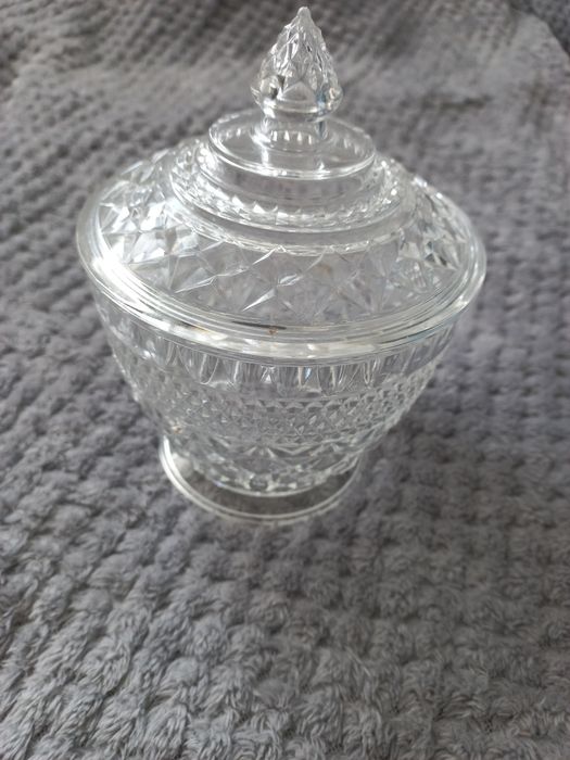 Szkatułka, bombonierka plastikowa