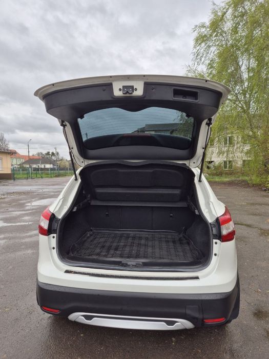Продам Nissan Qashqai