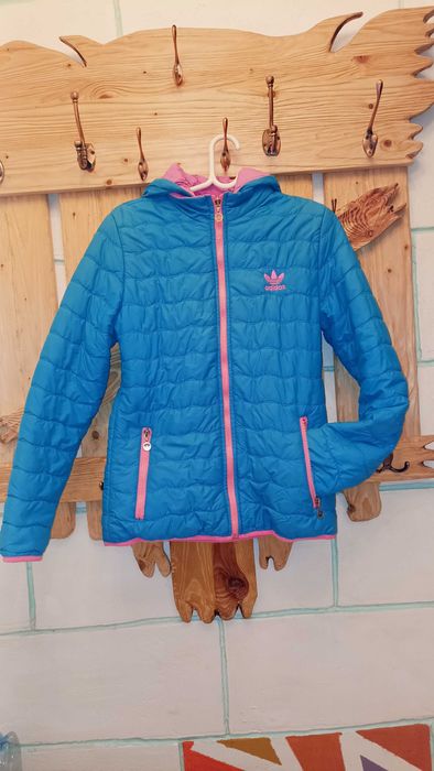 Двостороння куртка для дівчинки.