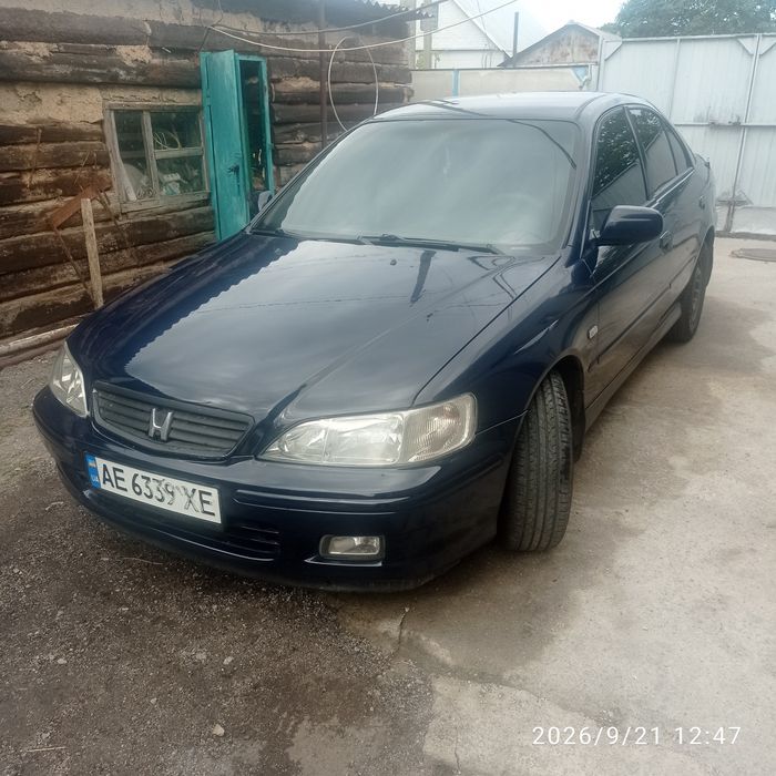 Продам Хонда аккорд 6