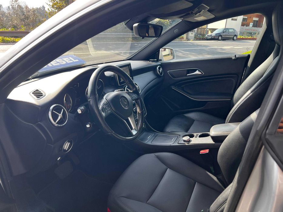 Mercedes-Benz CLA 220 CDI