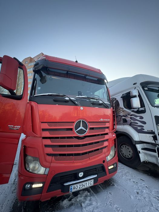 Продам  Mercedes-Benz Actros 1845 LS 2013 года выпуска.