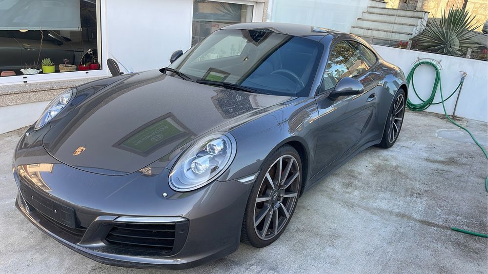 Porsche 911    991.2. 4S