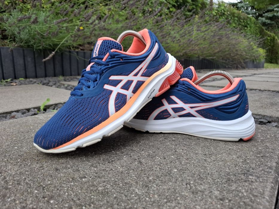 Asics Gel-Pulse 11, damskie obuwie sportowe, roz. 39