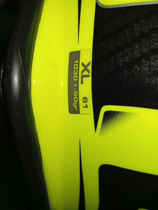 Capacete airoh usado