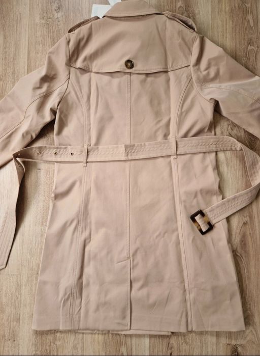 Nowy Beżowy trench a'la burberry 42