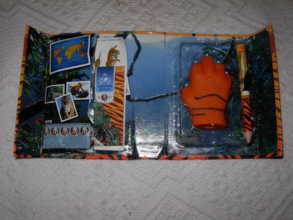 2 Kits de animais com atividades