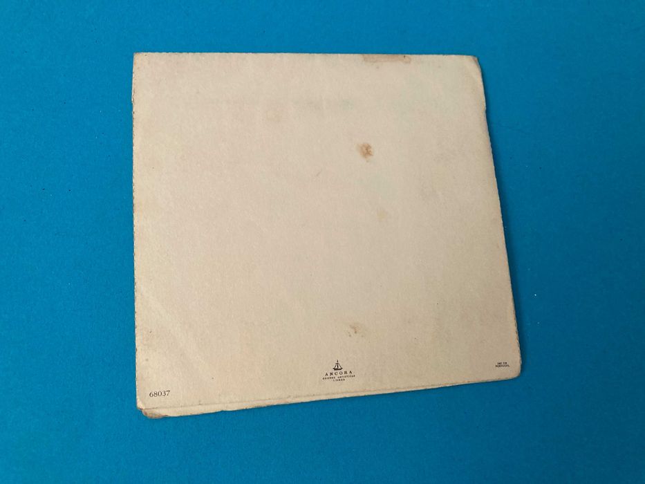 Postal Pop Up Madrinha de Guerra Anos 60 Edições Âncora