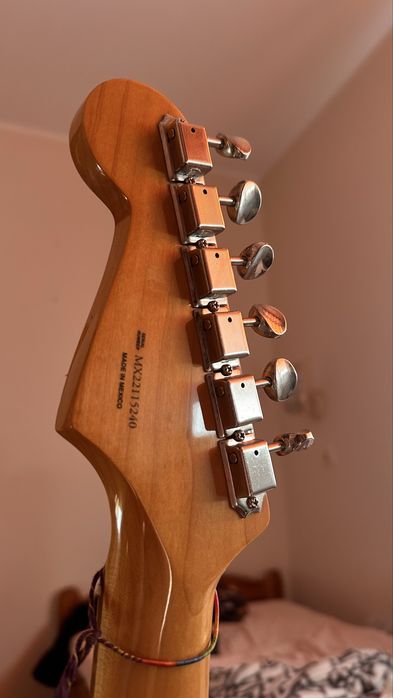 Fender Vintera I Stratocaster 60s 3 Color Sunburst
