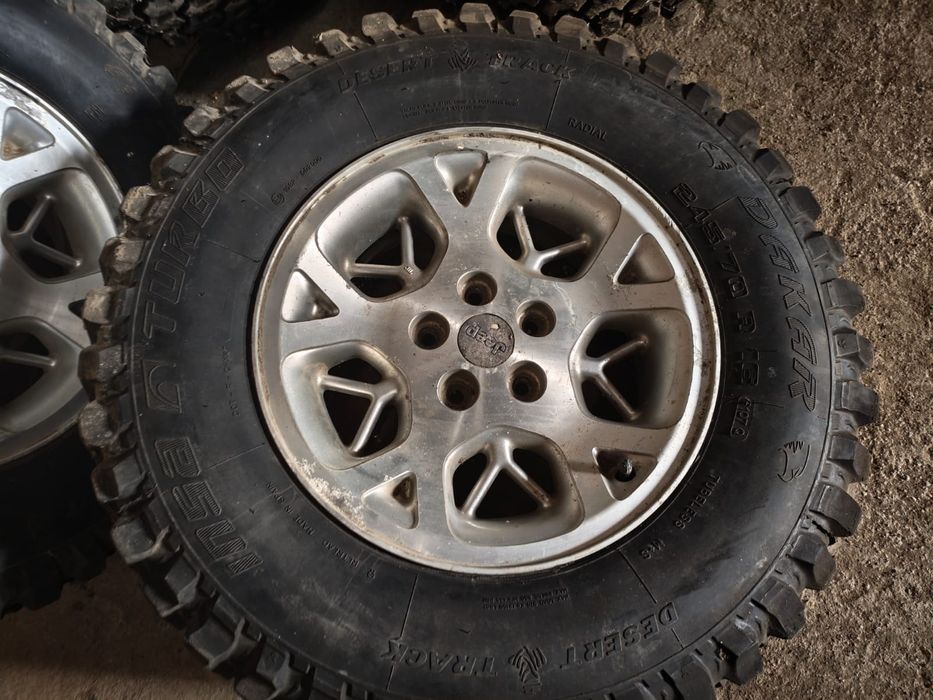 Felgi wraz z oponami 245/70/16 Jeep Grand Cherokee