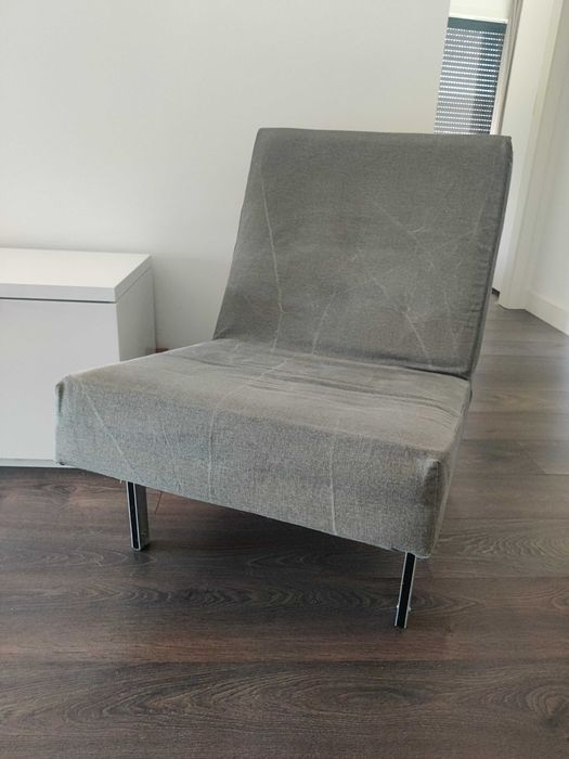 Poltrona retro cinzenta
