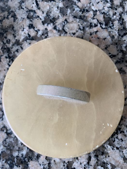 Caixa ou guarda joias em alabastro