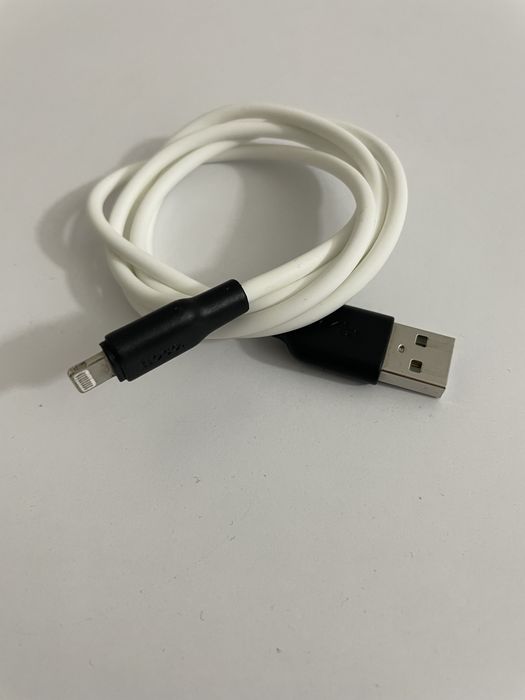 Непрацюючий кабель Hoco USB Lightning