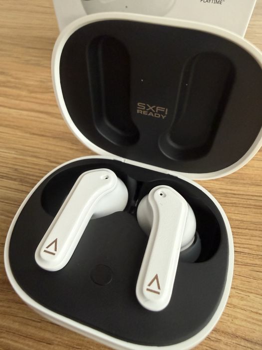 AirPods Creative Zen c/ cancelamento ruído