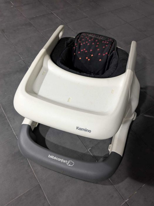 Andarilho de bebé Bébé Confort Kamino- Muito pouco uso