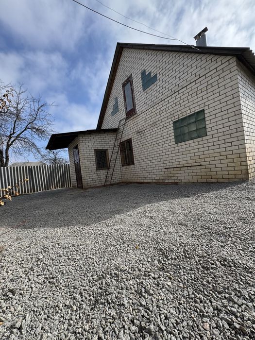 БЕЗ КОМІСІЇ . Продам будинок Люботин