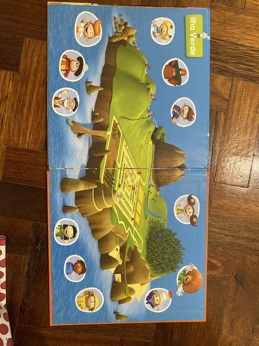 Livro coleção “Gomby”