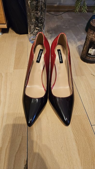 Szpilki nr 43 idealne na stopę 28,6 cm - nowe