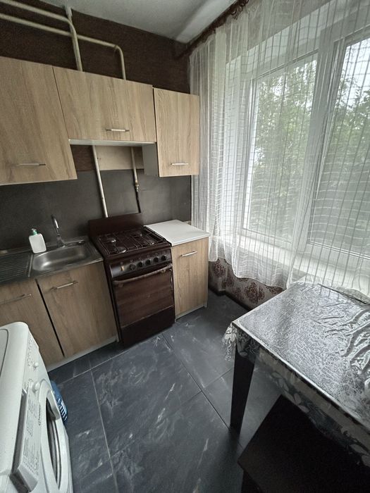 Двох кімнатна квартира вул Полтавська 6 на третьому поверсі , роздільні кімнати