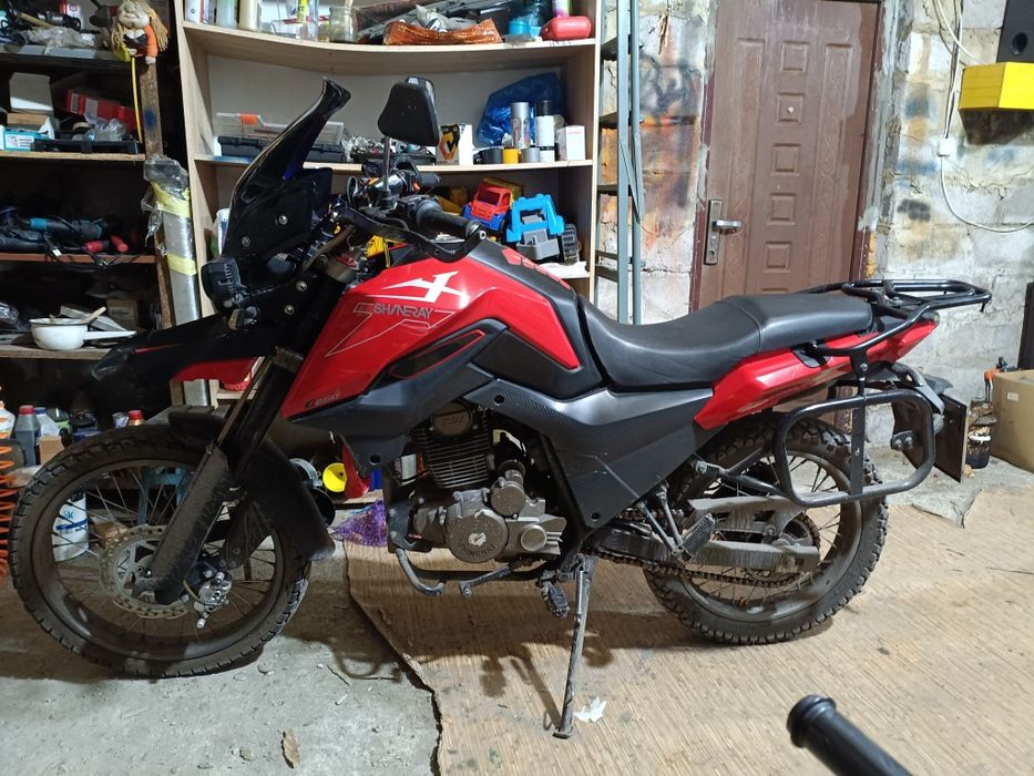 Продам мотоцикл Shineray x-trail 250