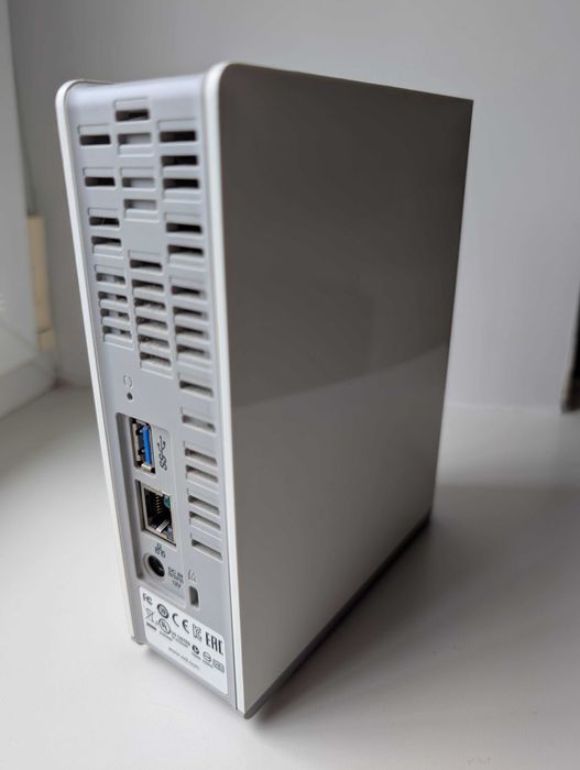 Зовнішній накопичувач  Western Digital My Cloud 3.5”, 3Tb LAN White