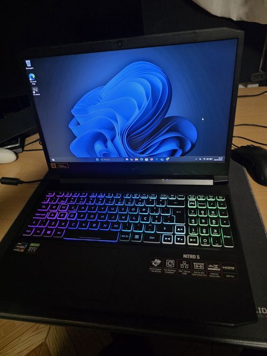 Portátil gaming Acer nitro 5 rtx 3070 ryzen 7 5800h 16gb RAM DDR4, 1tb ssd
