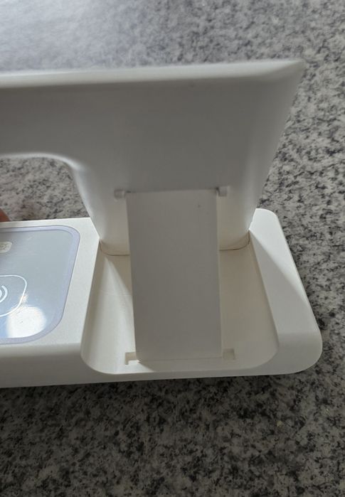 Bezprzewodowa ładowarka indukcyjna 3w1 – Telefon / Watch / Słuchawki