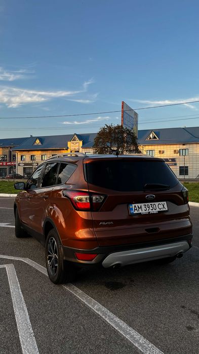 Продам FORD ESCAPE 2017р.