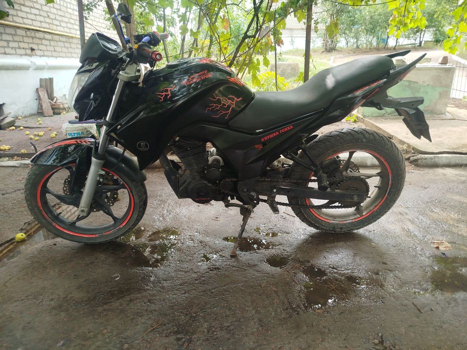Продам мотоцикл Viper 250 CR5