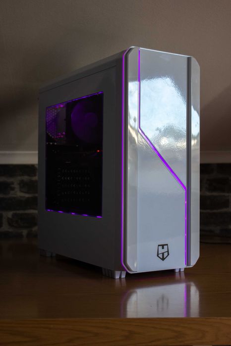 PC Desktop - i5-7600K // GTX 1070 // 16GB RAM64297950573057121