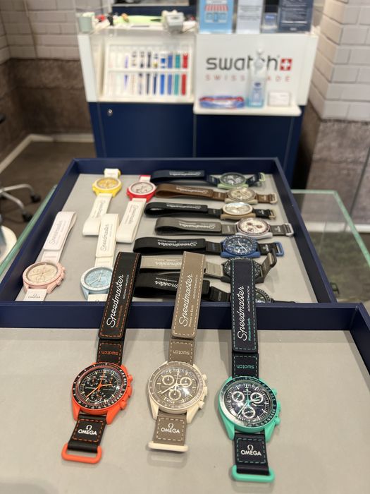 Moonswatch Swatch Omega Новые серии Земли