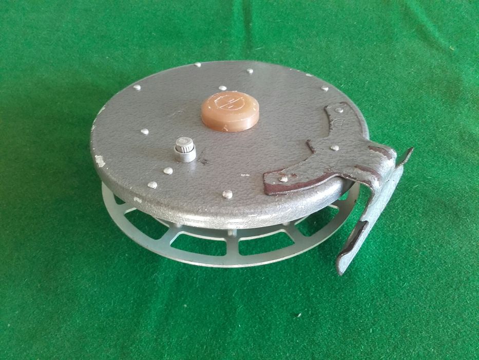 kołowrotek wędkarski antyk