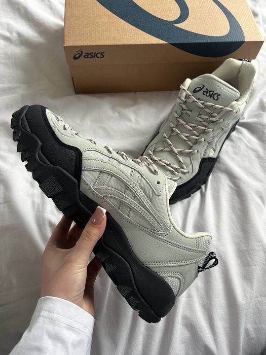 37-45 р кросівки ASICS Gel-Pickax white black
