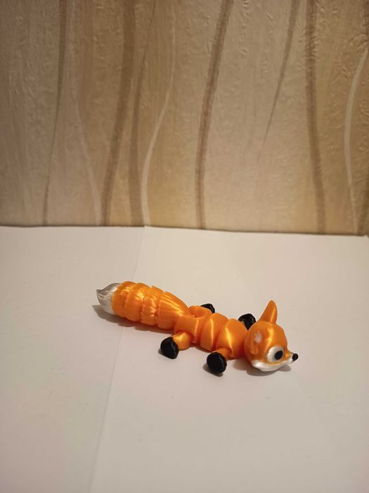 Elastyczny Mały Lisek – ruchoma zawieszka 3D