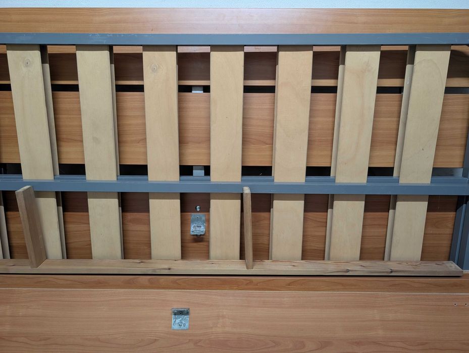 Cama com estrado 175x195