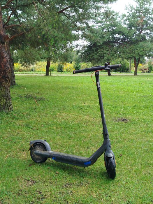 Продам самокат ninebot e2 pro