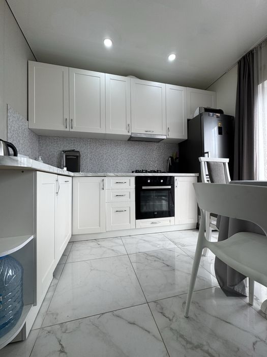 Продаж гарного сучасного будинку для вашої сімї