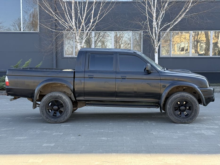 Продам Mitsubishi L200 4x4