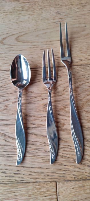 Sztućce Hefra MET 90 i MET 60, Styl Amerykański 82 szt Wyprzedaż