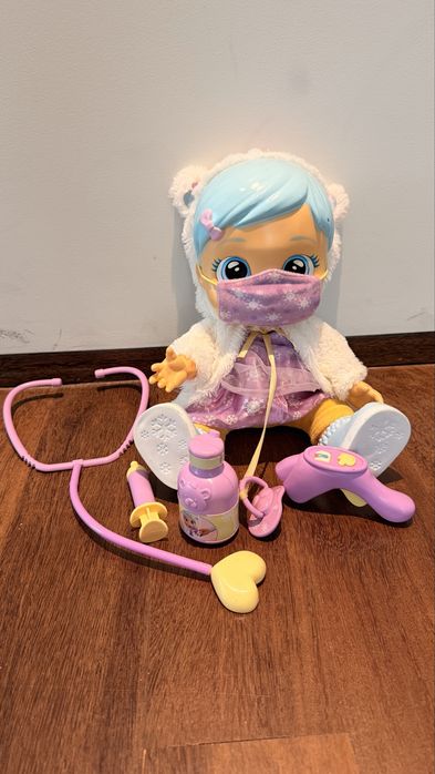 Cry Babies Dressy Kristal Está Doente
