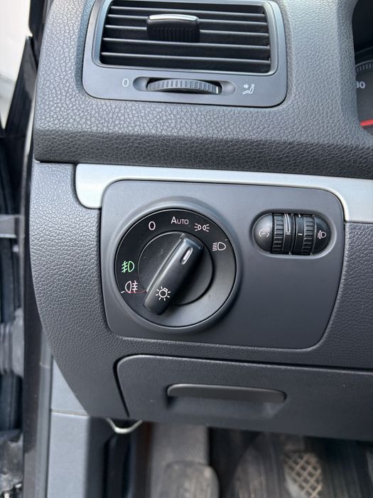 Volkswagen Golf 5 1.6 mpi 2008