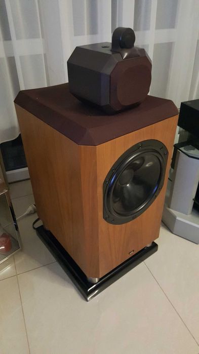 Kolumny głośniki Bowers & Wilkins 801 seria 80