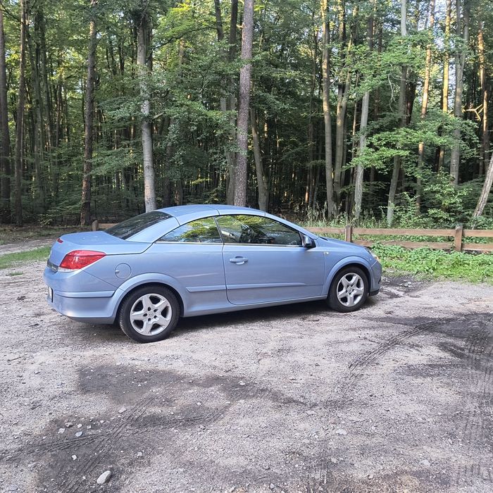 Opel Astra TT cabrio