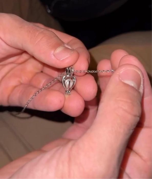 Colar de prata com pingente   de perola