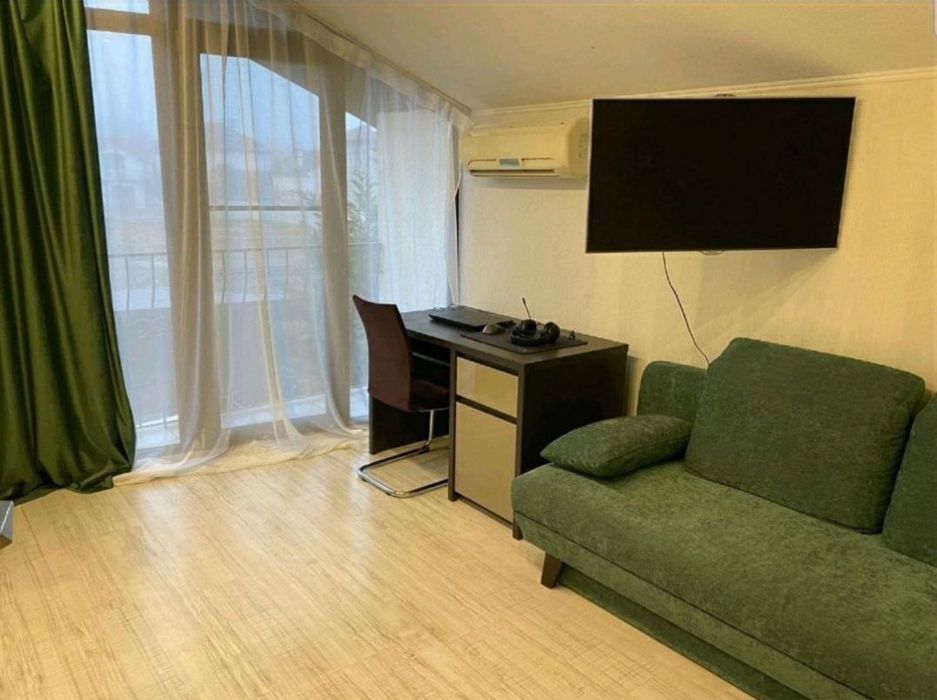 Сдам небольшой уютный дом в Совиньоне