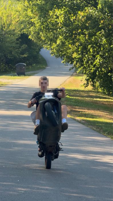 Скутер Honda dio 27